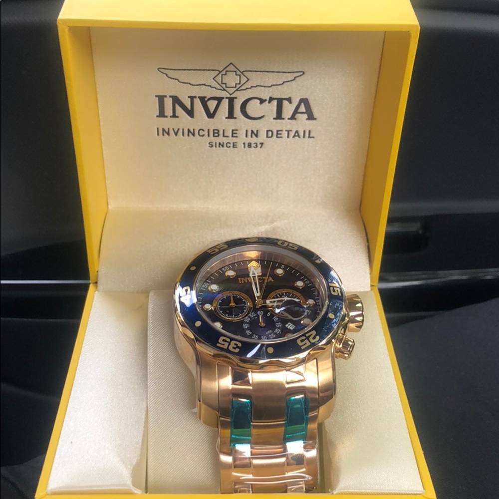 INVICTA BLUEFACE PRO DIVER SERIES WATCH! HOT DEAL!